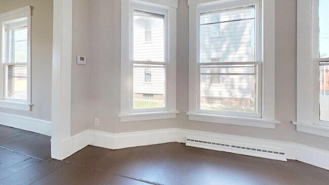 Foto del edificio - 2700 7th St NW