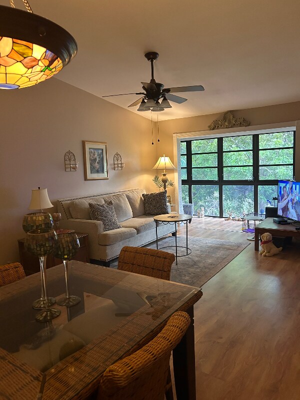 Building Photo - 8121 S Woods Cir