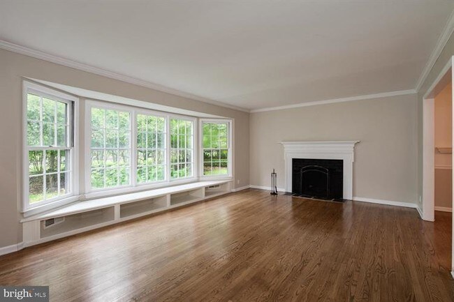 Building Photo - 580 Prospect Ave