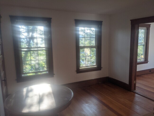 Foto del edificio - 47 Simonds Street, Unit 3