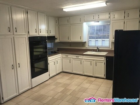 Foto del edificio - PENDING APPLICATIONS  4/3 $1250!!!