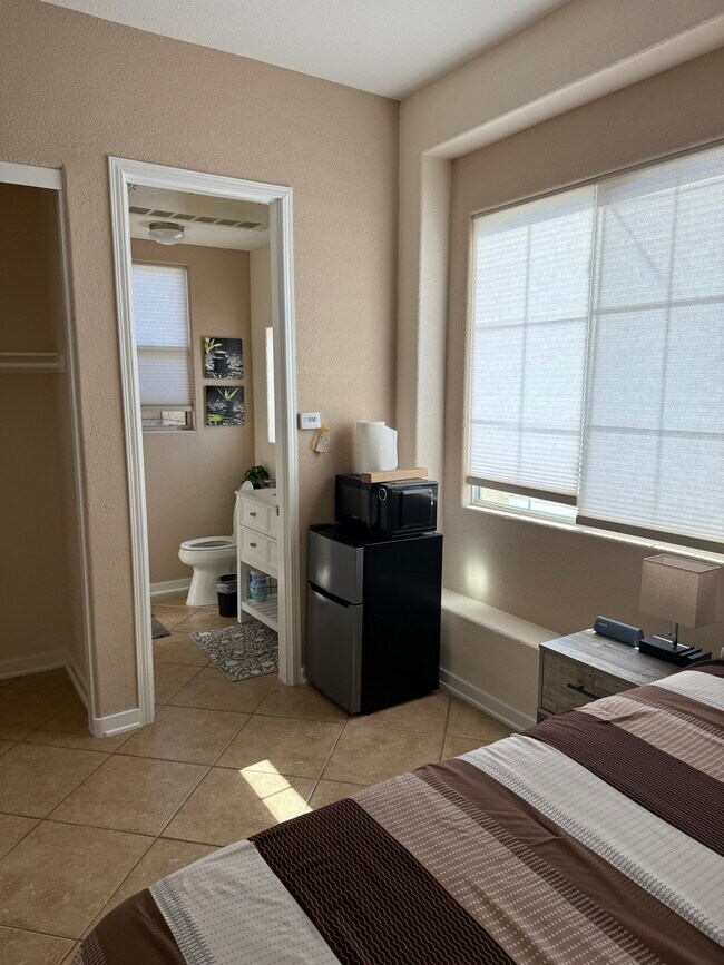 Foto del edificio - 30109 Inverness Dr