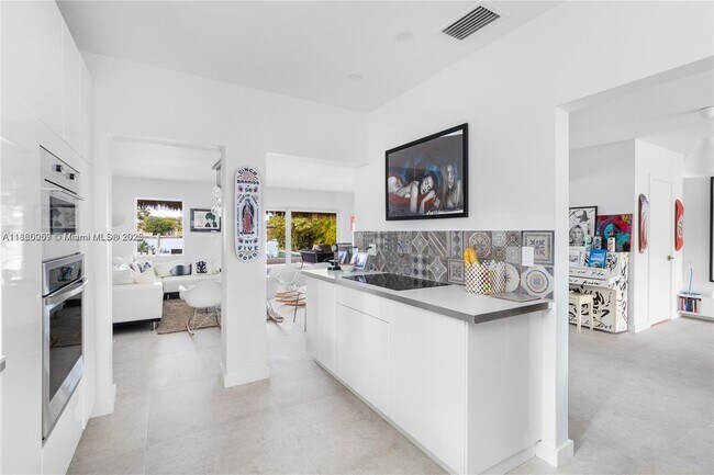 Foto del edificio - 661 86th St