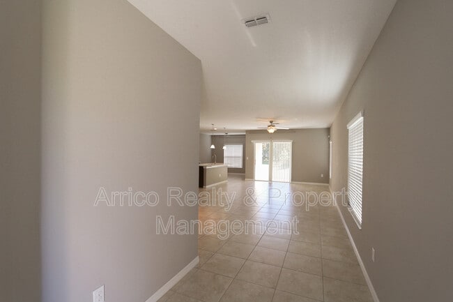 Building Photo - 11303 Villas on the Green Dr