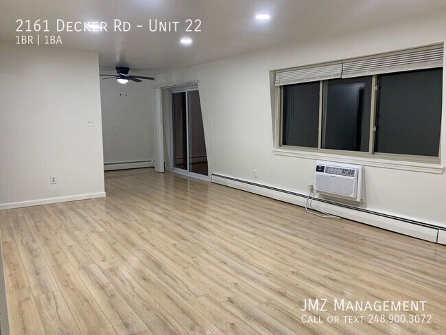 Foto del edificio - 2161 Decker Rd