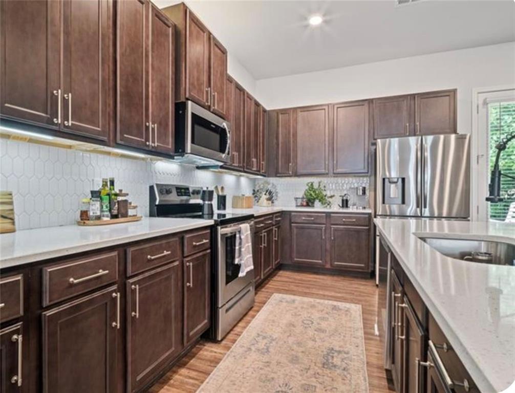 Foto del edificio - 507 Bishop Ln