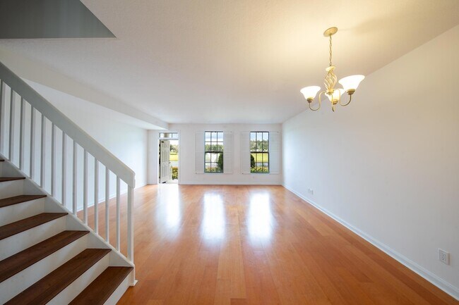 Foto del edificio - 150 Wentworth Ct