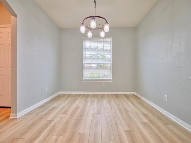 Building Photo - 8019 Vacek Meadows Loop