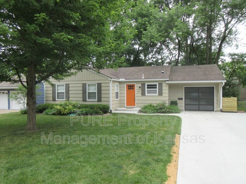 Primary Photo - 3607 W 79th St