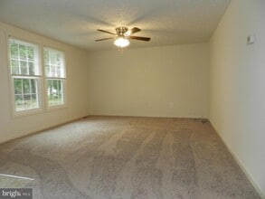 Building Photo - 10605 Holleybrooke Dr