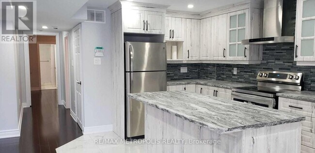 Building Photo - 67 Westgate Ave