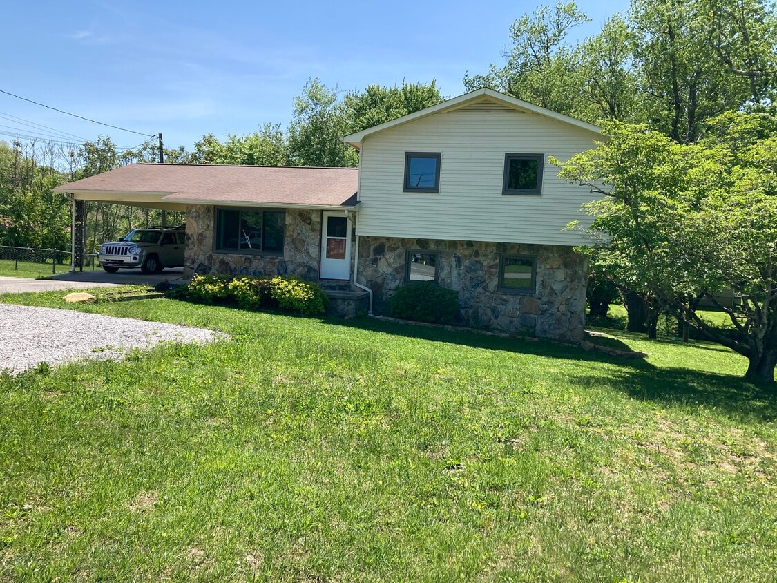 Primary Photo - 153 Sherman Dr