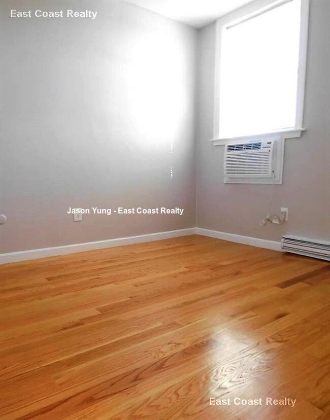 Foto del edificio - 1200 Commonwealth Ave