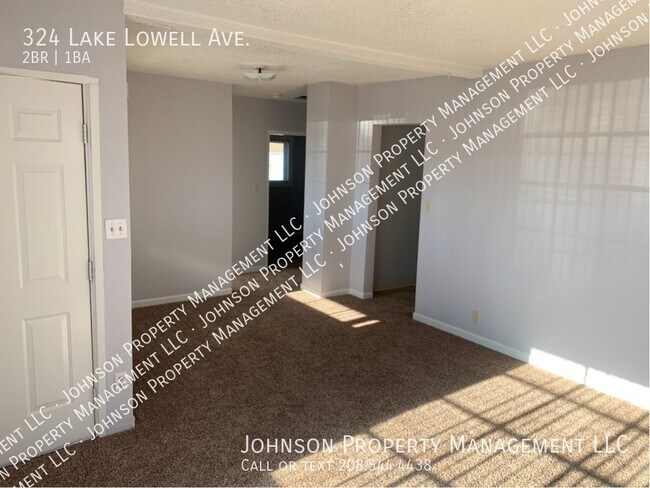 Foto del edificio - 324 Lake Lowell Ave