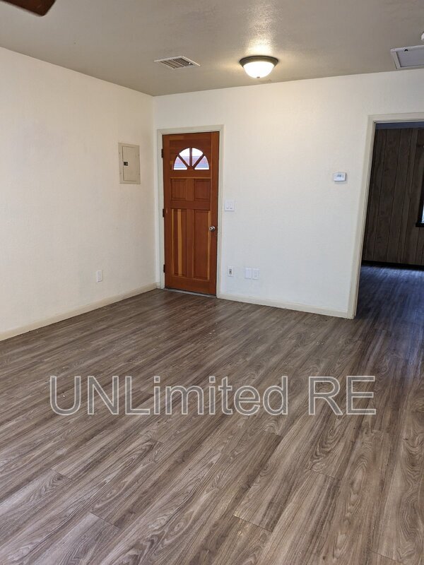 Foto del edificio - 1518 Shoup St
