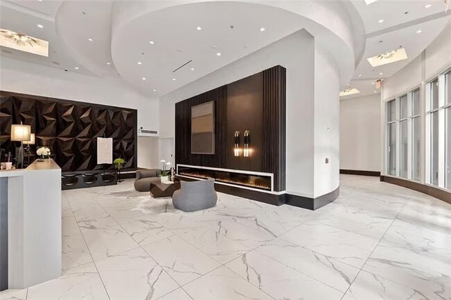 Foto del edificio - 400 W Peachtree St NW