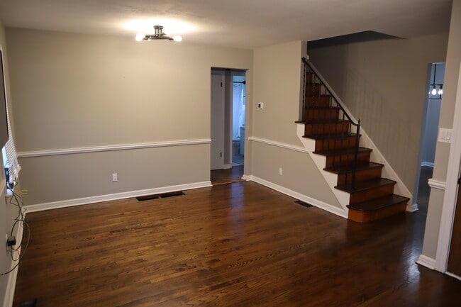 Building Photo - 1316 Studer Ave