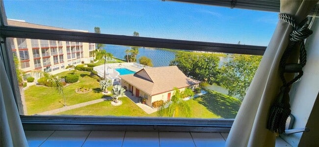 Building Photo - 4129 Lake Bayshore Dr