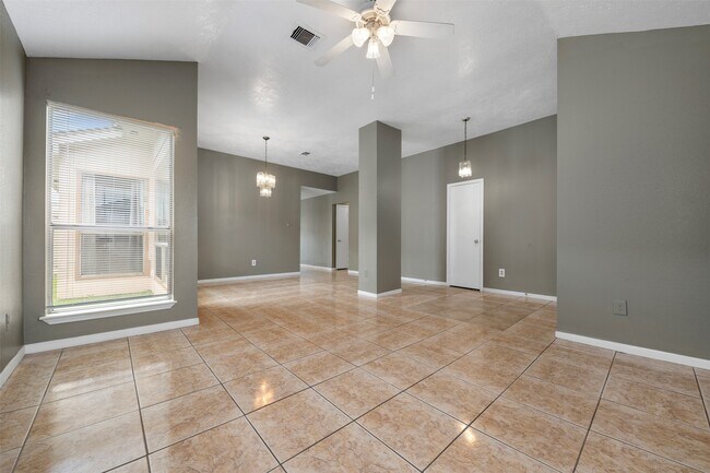 Foto del edificio - 10954 Pigeonwood Dr
