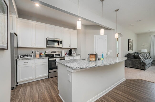 Building Photo - Fully Furnished Luxury Corporate Rental - Brand New Construciton