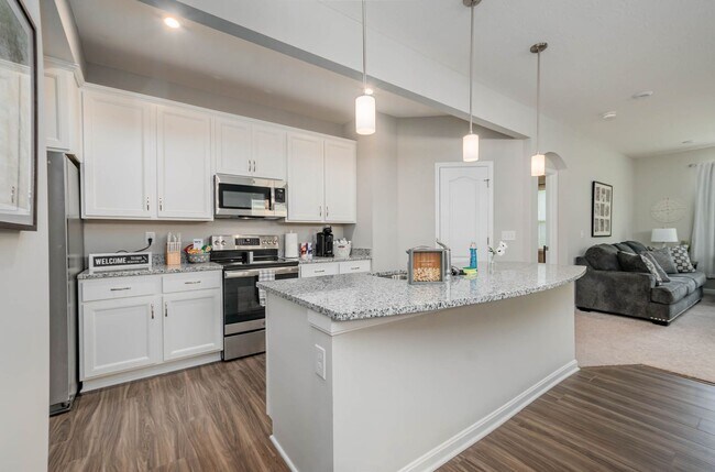 Foto del edificio - Fully Furnished Luxury Corporate Rental - Brand New Construciton