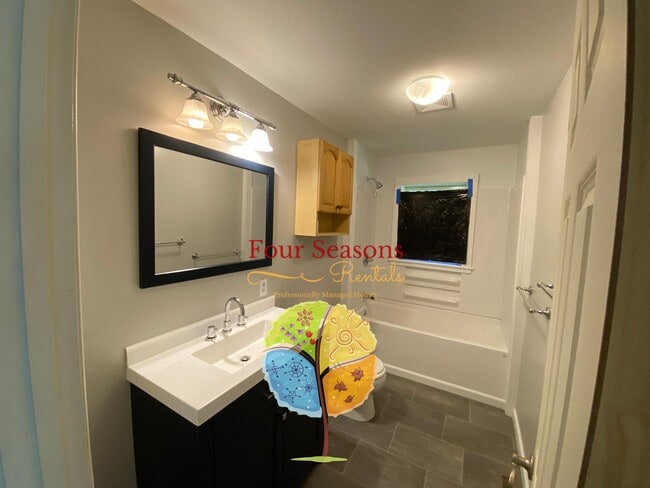 Foto del edificio - 120 Piney Mountain Rd