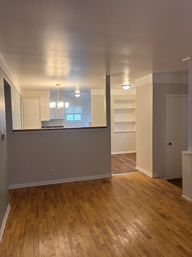 Foto del edificio - 1110 MacDonald Ave