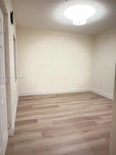 Building Photo - 1930 SW 2nd St