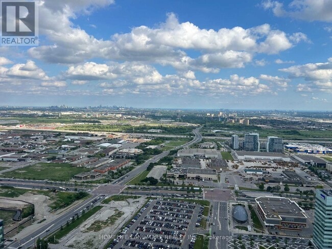 Building Photo - 950 Portage Pkwy