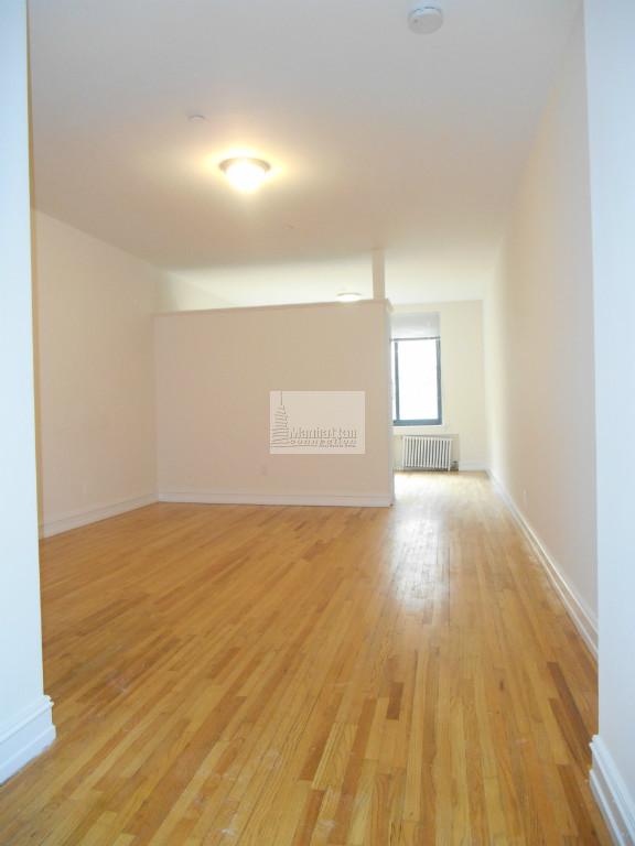 Primary Photo - 1546 1st Avenue