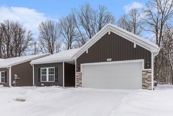 Primary Photo - 3518 E Sedge Wren Dr