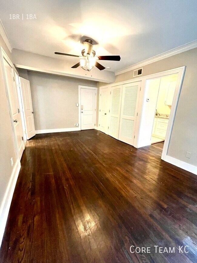 Foto del edificio - 710 W 48th St