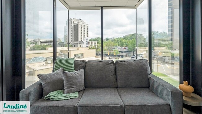 Foto del edificio - 600 19th St N