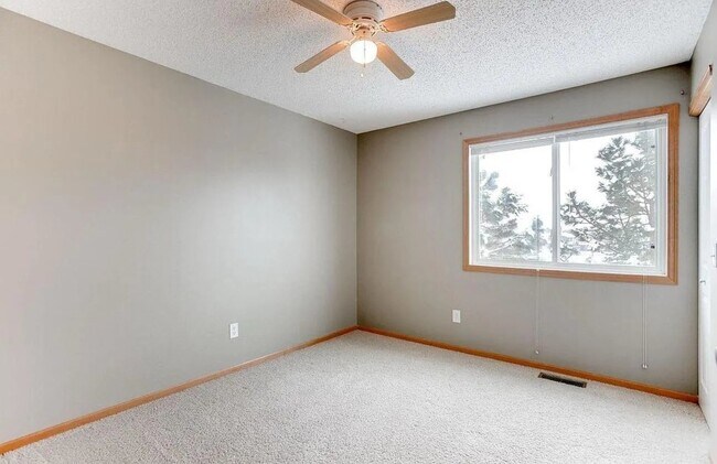 Building Photo - 7262 147 Ln NW