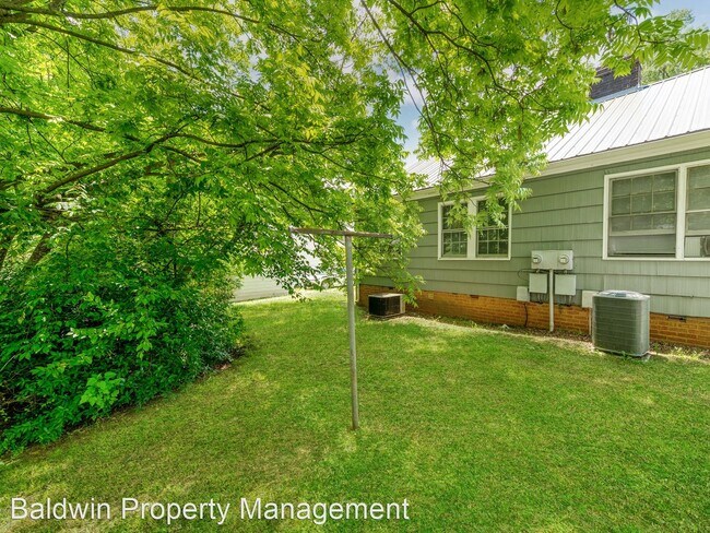 Foto del edificio - 1 br, 1 bath House - 464 SPRING ST NW