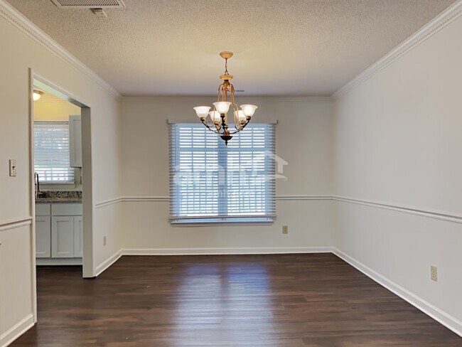 Foto del edificio - 8600 Morgan Run Ct