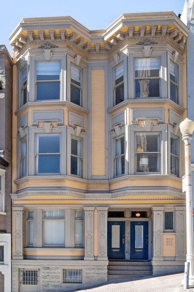 Building Photo - Brilliant Furnished 2 BR W/ Office in Nob ...