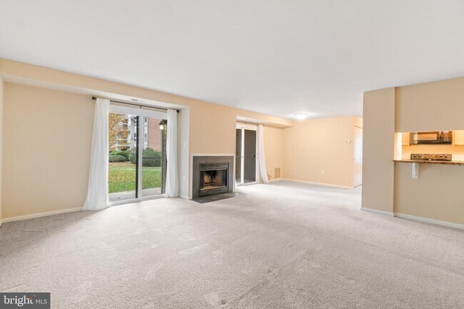 Building Photo - 1115 Castle Harbor Way