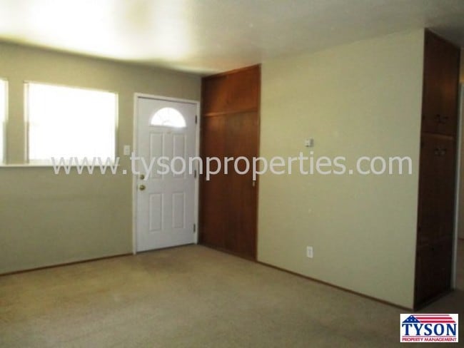 Building Photo - 4408 14th Ct NW