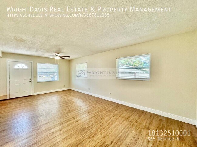 Foto del edificio - 865 Trotter Rd