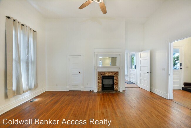 Building Photo - 4 br, 1 bath House - 1928 Union St.