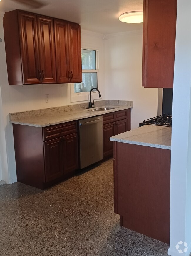 Building Photo - 9098 Southern Comfort Dr