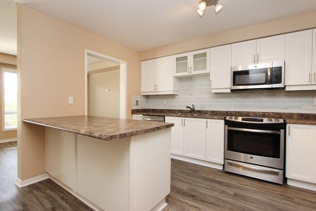 Building Photo - 68 Arnold Estates Ln