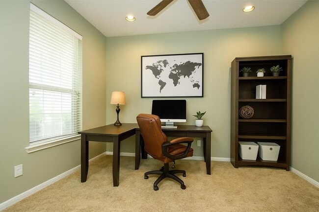 Foto del edificio - 16044 Sweetwater Fields Ln