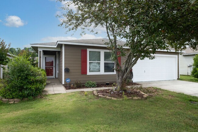 Building Photo - 15375 Tyler Mill Dr