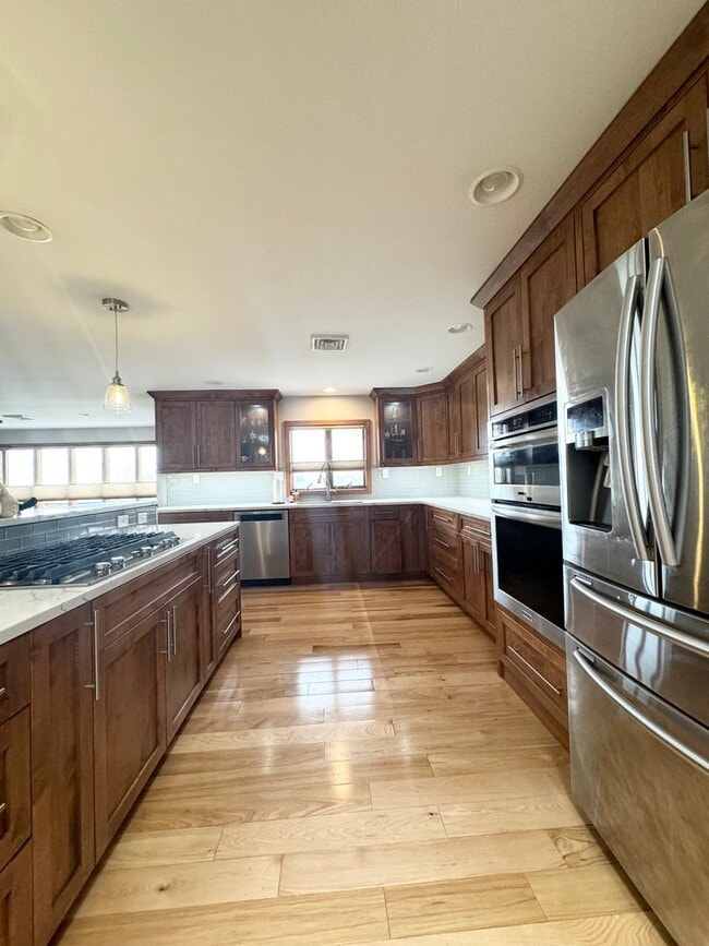 Foto del edificio - 4 Bedroom 2 Bathroom Home in a Quiet Count...