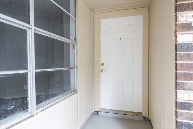 Building Photo - 2703 Heritage Colony Dr