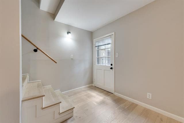 Building Photo - 4039 Cole Ave