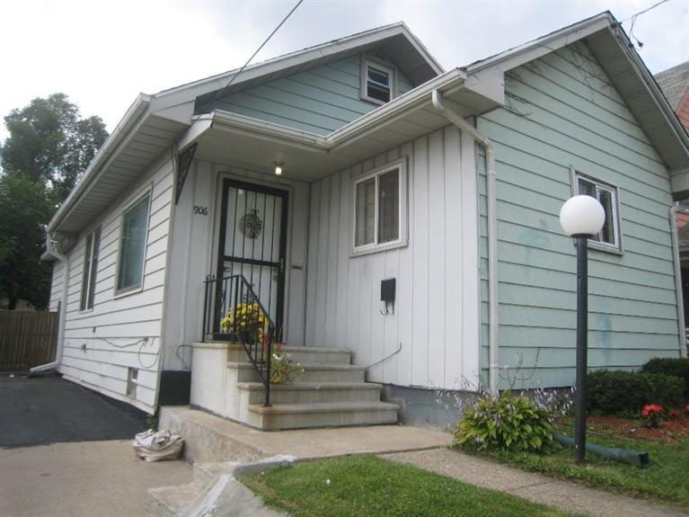 Primary Photo - 906 E Gillespie Ave
