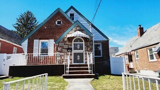 Building Photo - 82-72 164th Pl